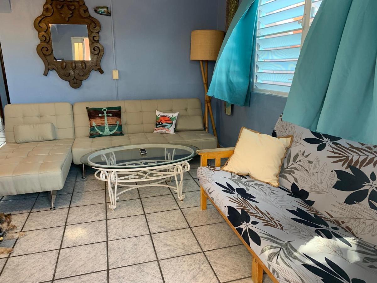 Esperanza Inn Guesthouse (Adults Only) Векес Екстериор снимка