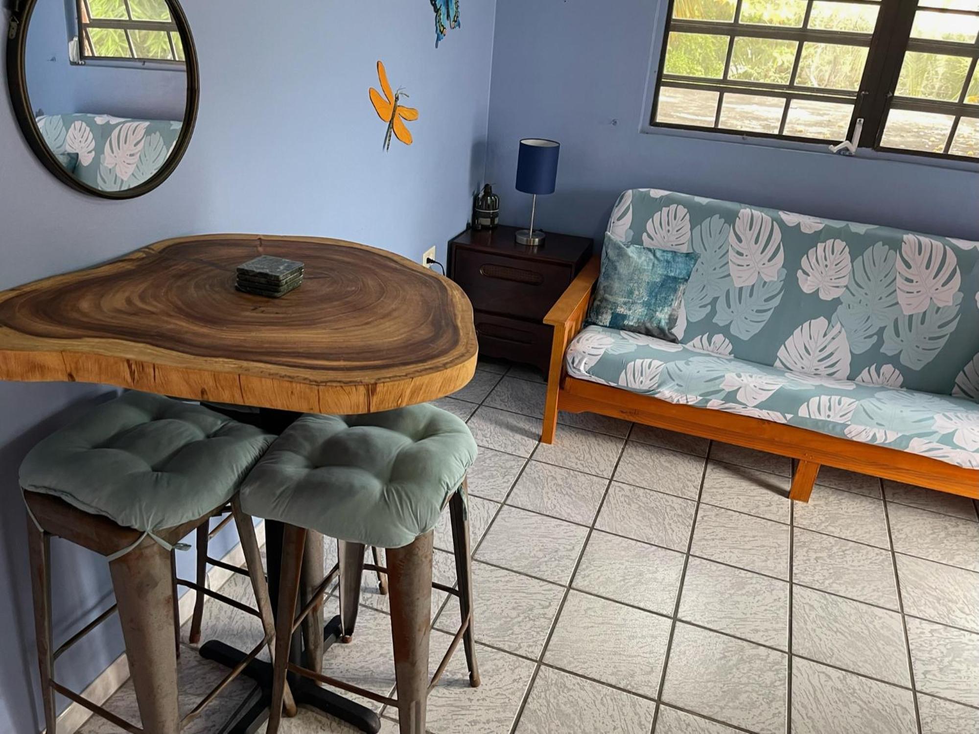 Esperanza Inn Guesthouse (Adults Only) Векес Стая снимка