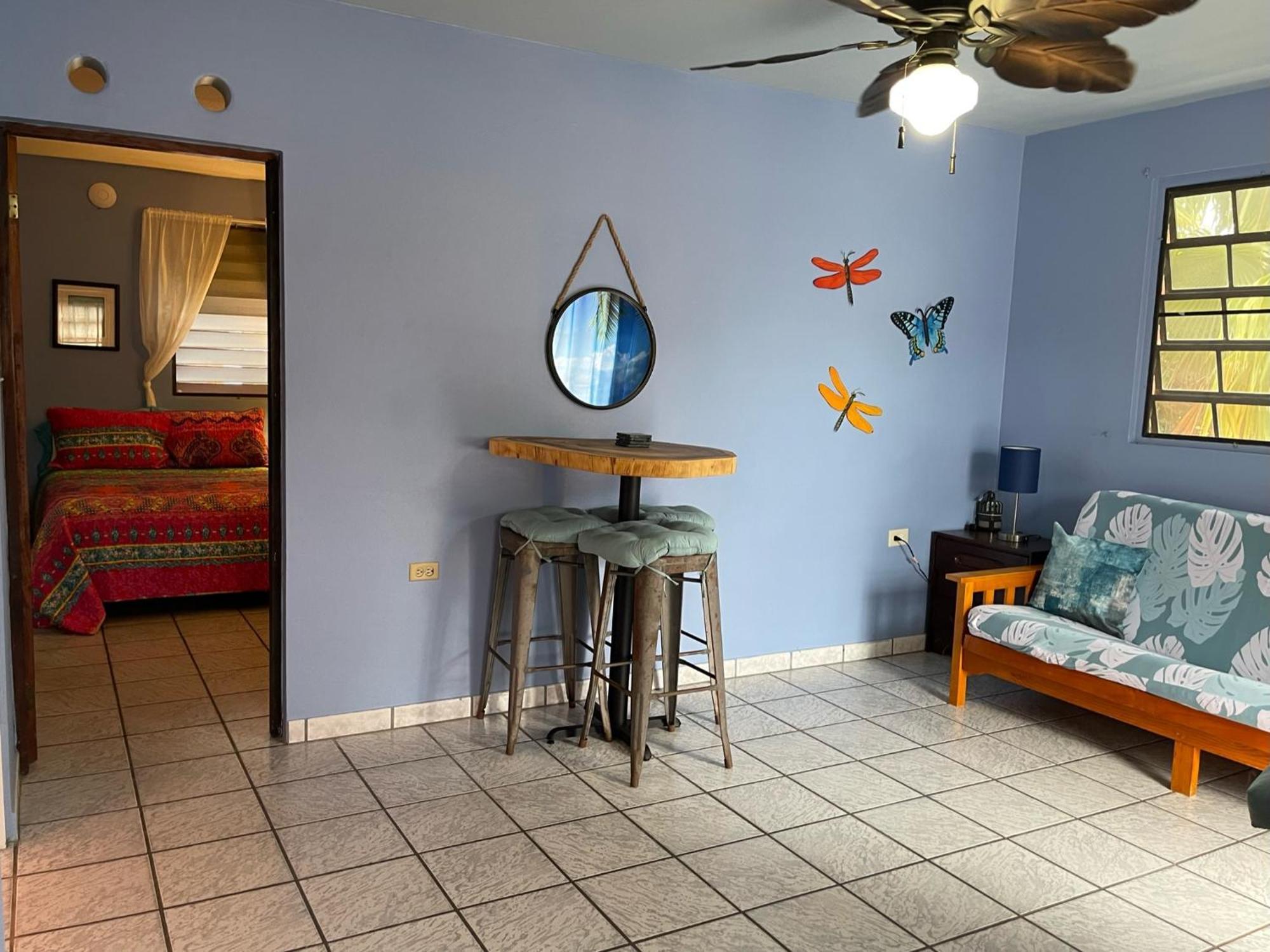 Esperanza Inn Guesthouse (Adults Only) Векес Стая снимка